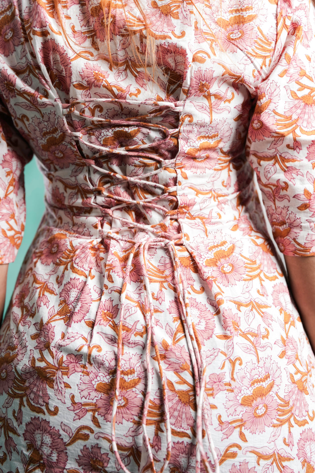 Roohi Cotton Floral Printed Short Kurti for Women – White & Pink Floral Design | Sizes M to 3XL