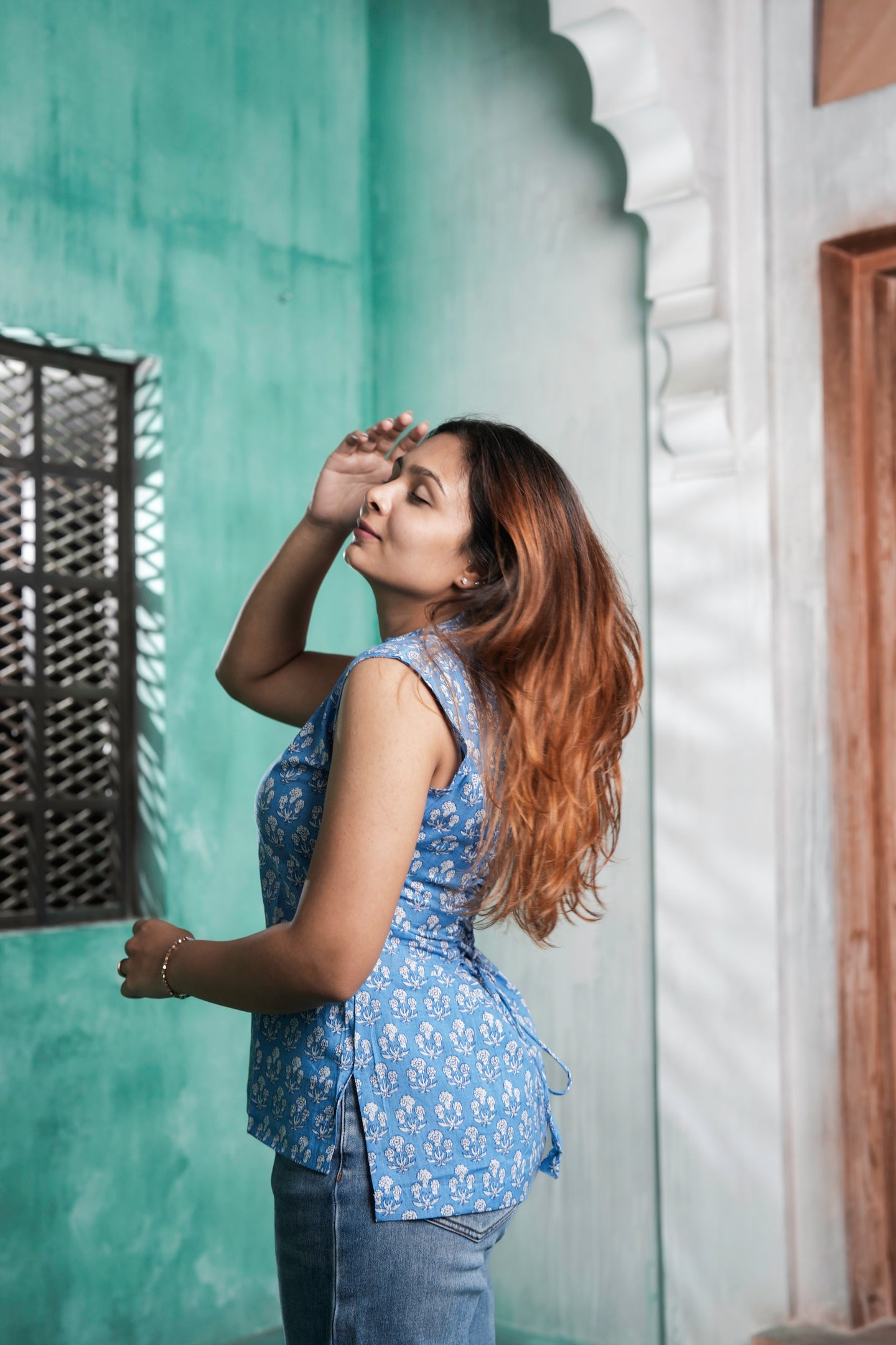 Pihu Cotton Printed Short Kurti for Women – Blue Floral Design | Sizes M to 3XL